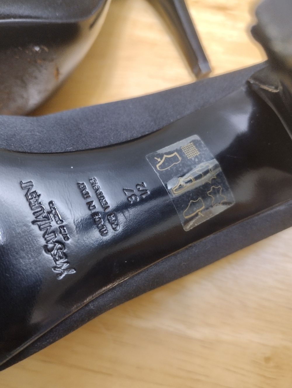 Vintage Yves Saint Laurent Pumps Heels Black 37.5 - Picture 7 of 10